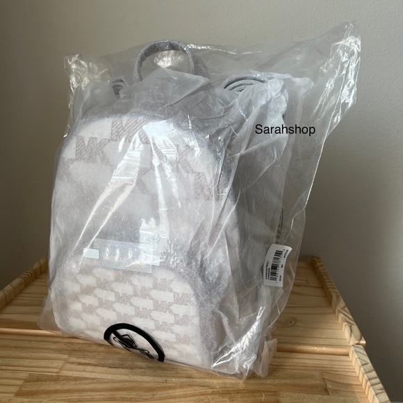 🌼Michael Kors Backpack Set - Picture 15 of 16